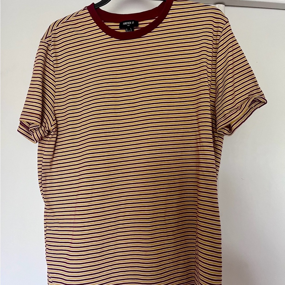 Forever 21 Red and Cream Short Sleeve Tee